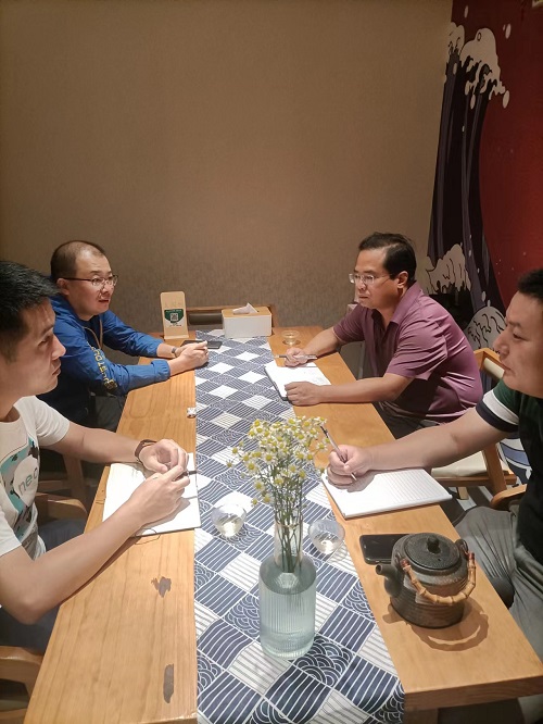 民进大观综合一支部召开支部工作会议