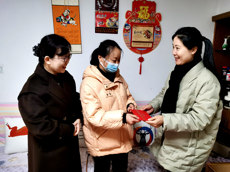 1214彩虹关爱，温暖有我——民进安庆市委会开展“彩虹